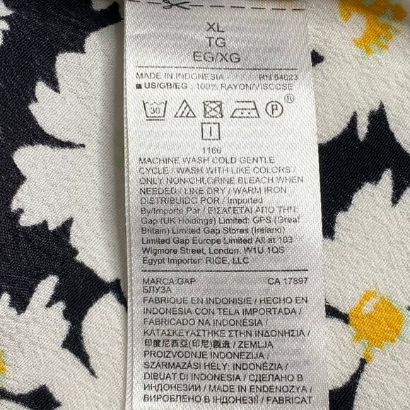 GAP Wrap Front Daisy Print Ruffle Top Black Floral Blouse XL Cottagecore Peasant - Picture 4 of 16